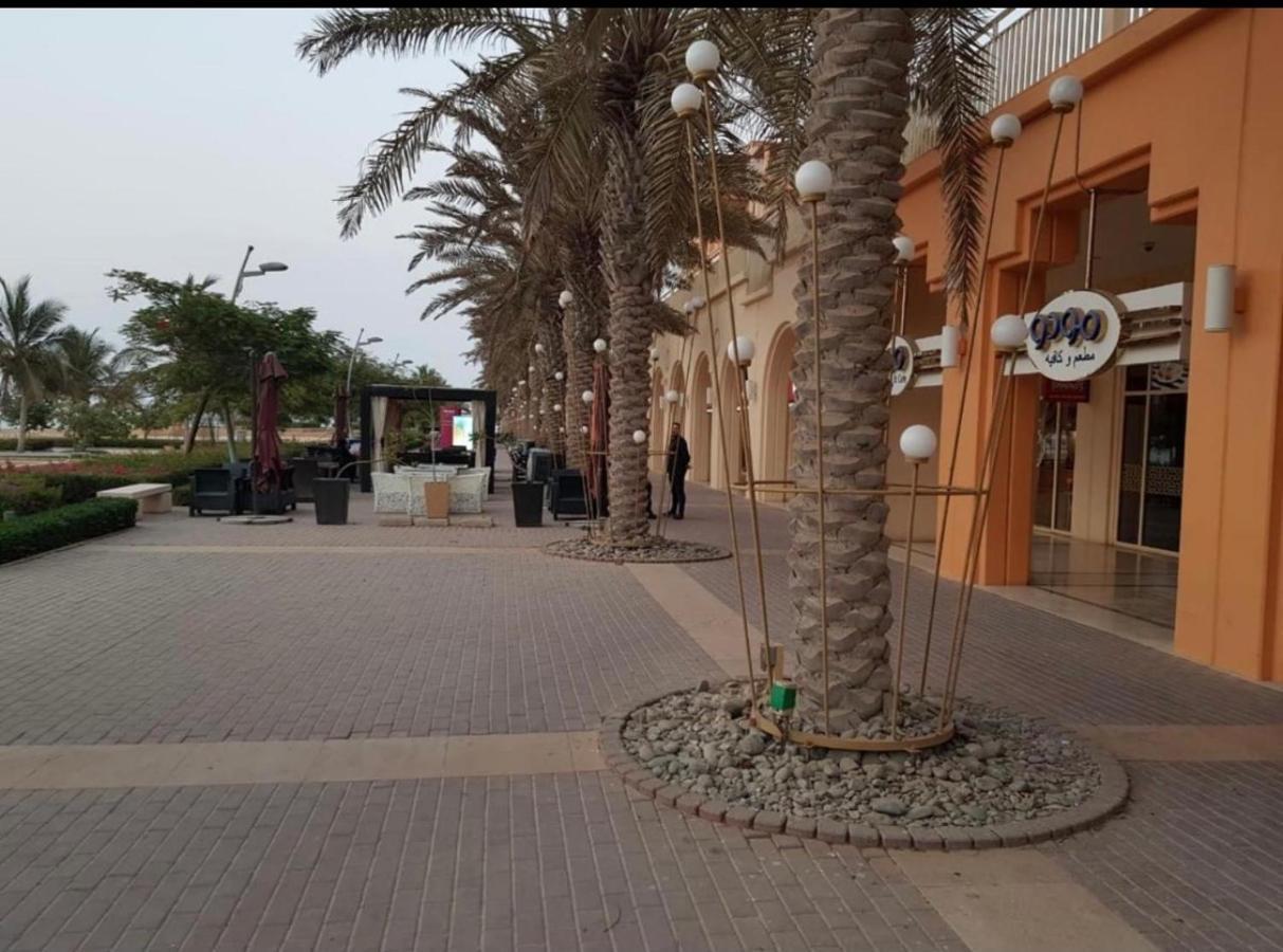 ريفان بيتش شقه 3 غرف على البحر يتطلب عوائل فقط Apartemen