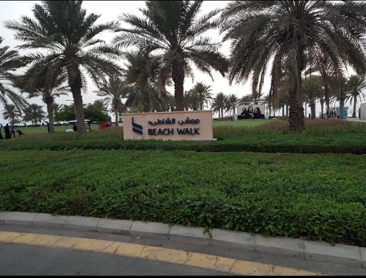 ريفان بيتش شقه 3 غرف على البحر يتطلب عوائل فقط * King Abdullah Economic City