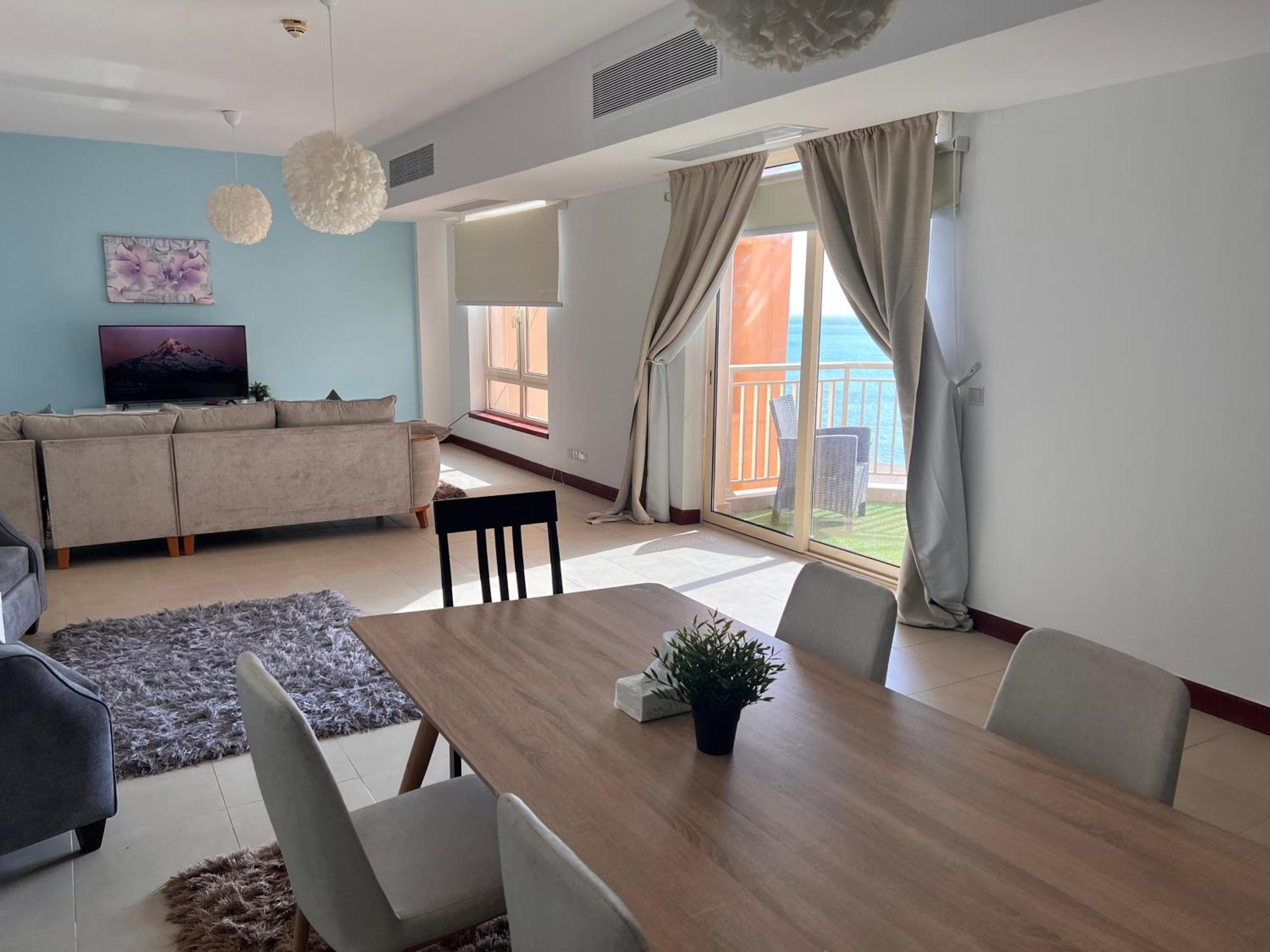 Apartemen ريفان بيتش شقه 3 غرف على البحر يتطلب عوائل فقط *
