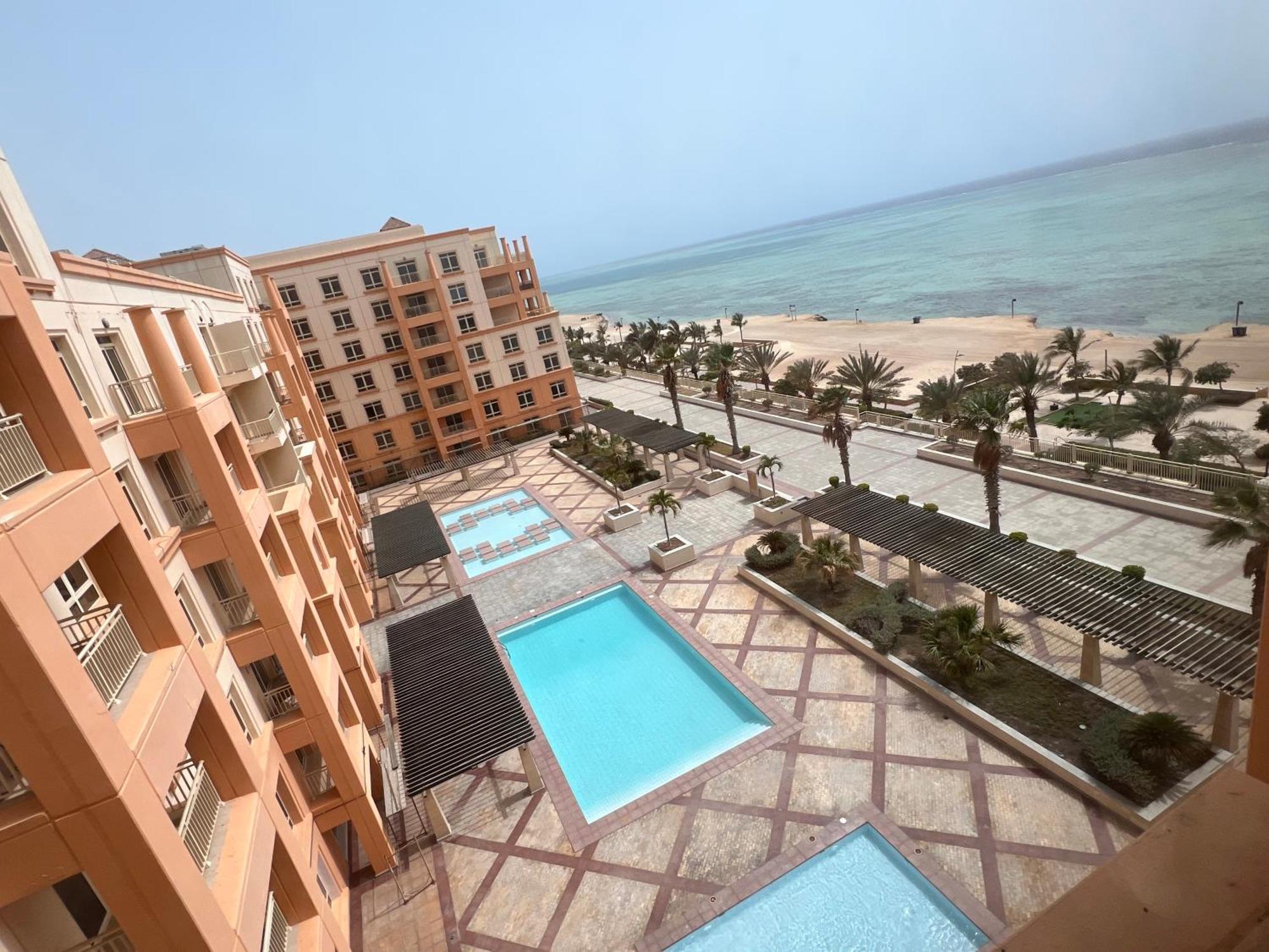 ريفان بيتش شقه 3 غرف على البحر يتطلب عوائل فقط Apartemen King Abdullah Economic City