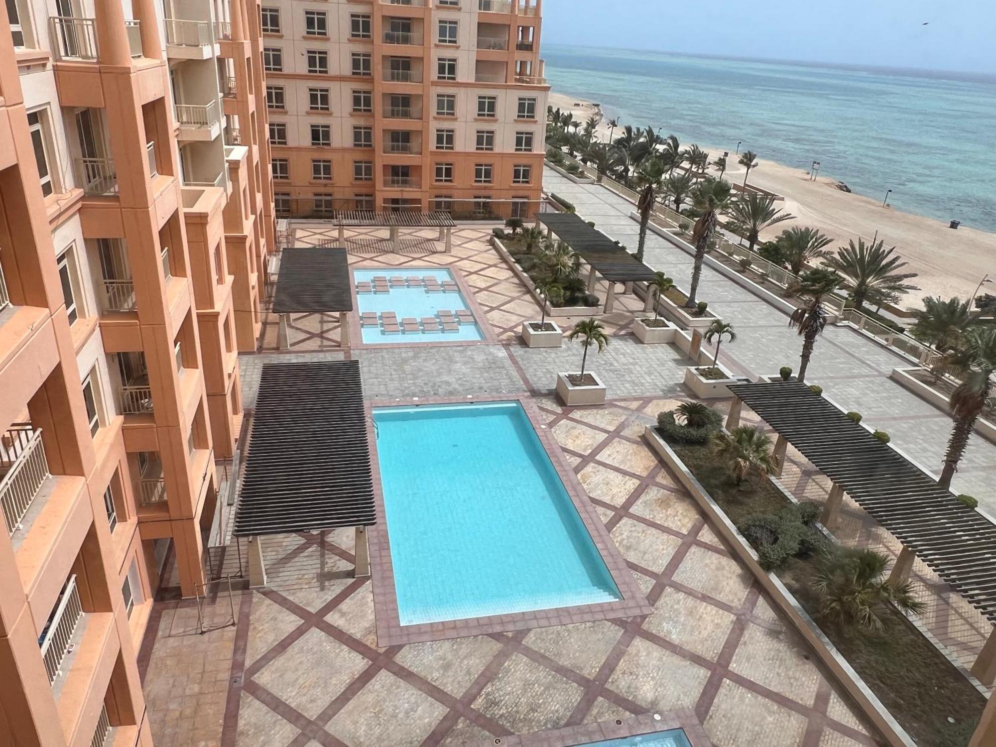 ريفان بيتش شقه 3 غرف على البحر يتطلب عوائل فقط King Abdullah Economic City